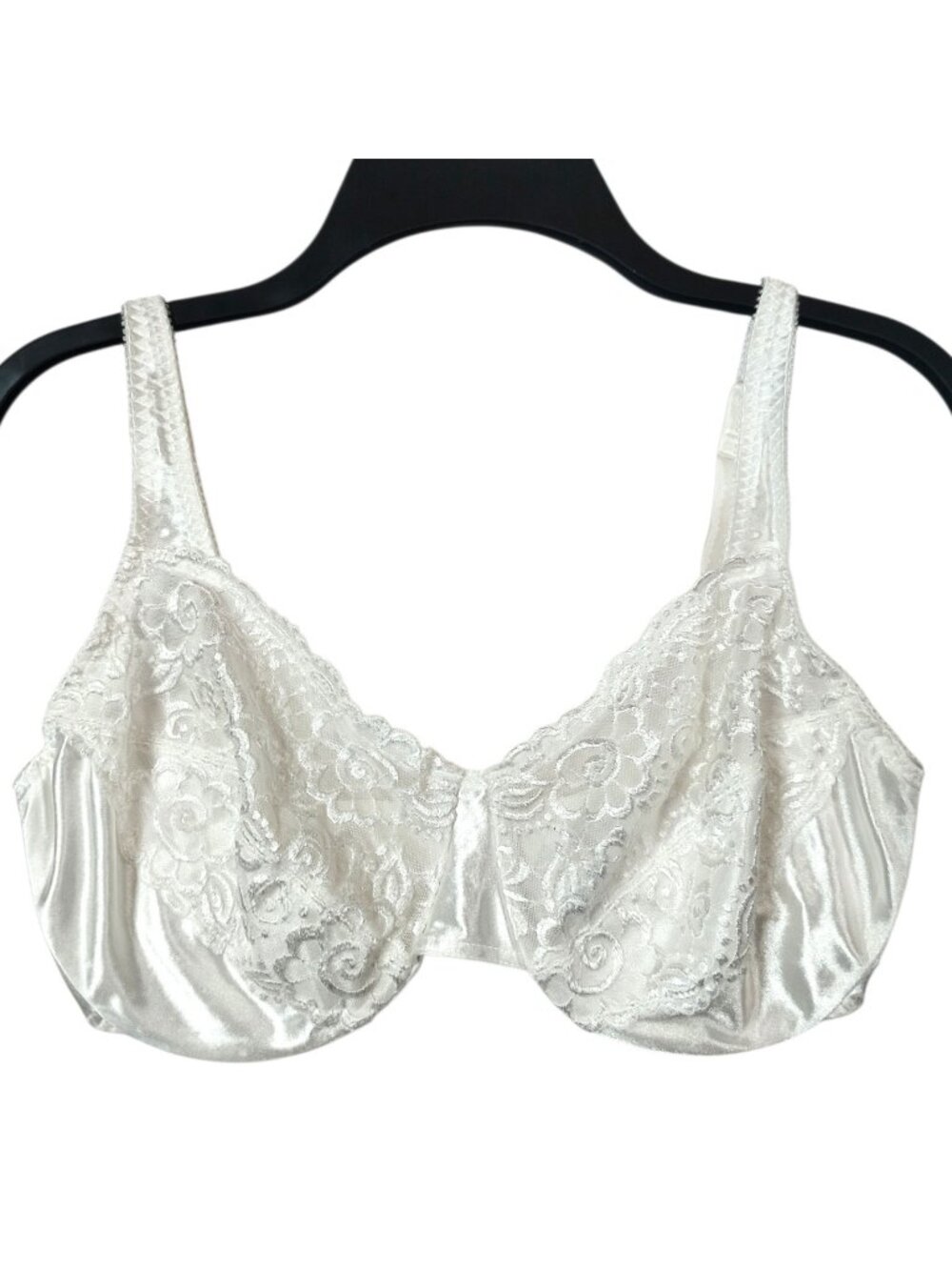 36D VASSARETTE Bra Second Skin Satin Embroidered Lace Floral White 75-014